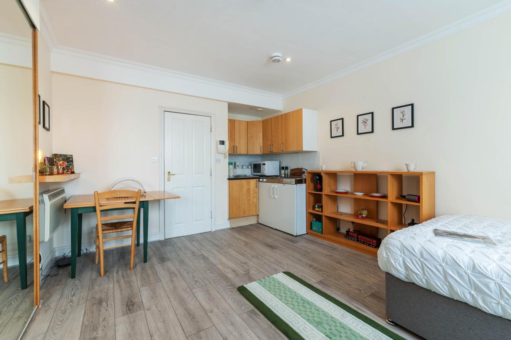 Elegant Art Deco Whole Apartment - 2Mins To Hyde Park, 8Mins To Bayswater, Nottinghill, Paddington Лондон Экстерьер фото